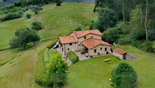 Espectacular casona en un entorno incomparable - Foto 1