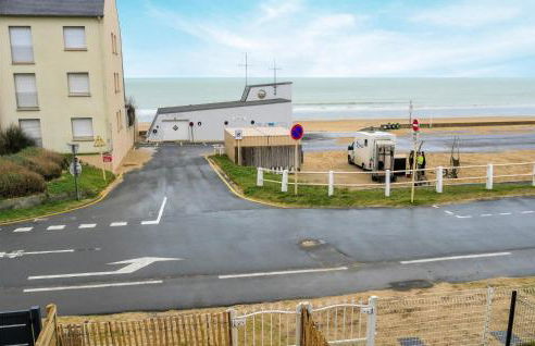 2 Bedroom Cozy Home In Jullouville - Foto 22