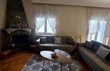 Venias Lake House Apartment 2 - Photo 18