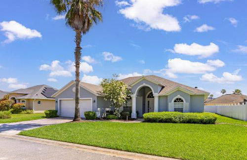 #370-Stunning 4 bed villa with south facing pool and spa with no rear neighbors - Foto 35