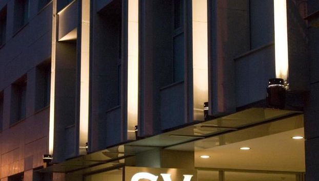 Suites Viena Plaza de España - Photo 4