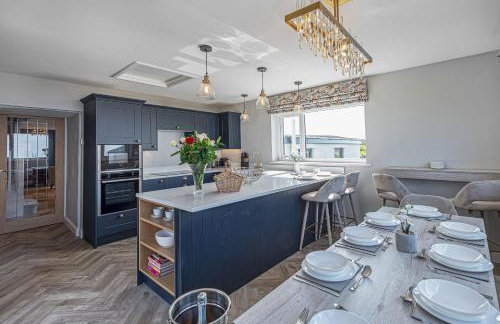 Goferydd, South Stack, Anglesey, 4 bed luxury home, hot tub, dog friendly - Foto 9