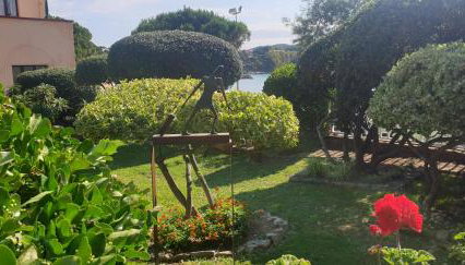 Casa con jardín a 40 metros de la playa. VR. - Foto 5, Garden, Garden view