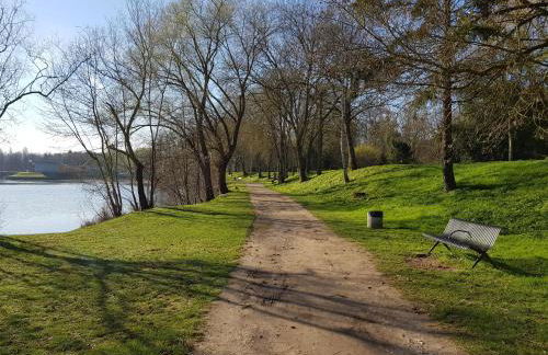 La maison Virginie 1 à 2 pers charmant central-parking gratuit- linge- fibre- proximité port lac canal piscine - Photo 15