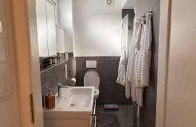 BG Living & Hosting - Stylish Luxury Apartments in the City Center - Parking, WiFi & Washing Machine - Foto 9
