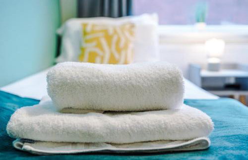 3BR Home Sleeps 6 Perfect for Short and Long Term Stays - Foto 79