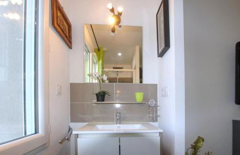 Awesome Home In Morières Les Avignon - Foto 15