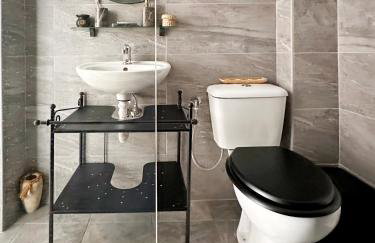 Spacious 82 m2 Two Bedroom classy apartment near City Center - Foto 40