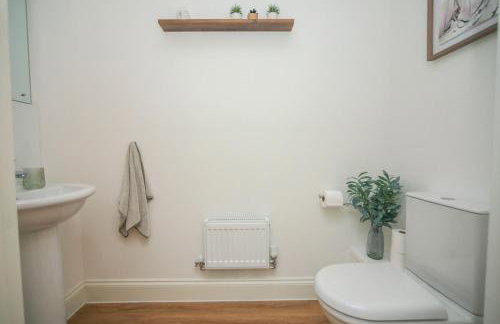 Iris Group Stay 8-BR Free Parking - Foto 11