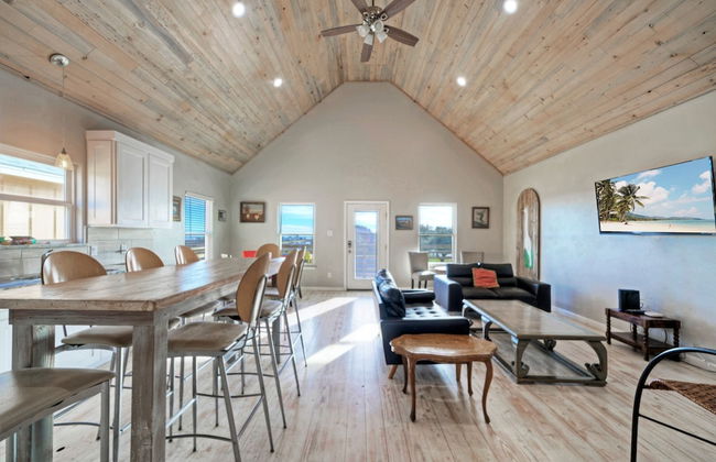 Big Trout by Avantstay Group Getaway w Dock - Foto 2