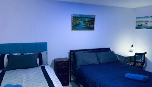 Bloom Court -Sleeps 6-Free Parking with Workspace & High-Speed WiFi - Foto 2