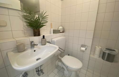 RR - Charming Apartment - Balcony - WIFI - Kitchen - Foto 10