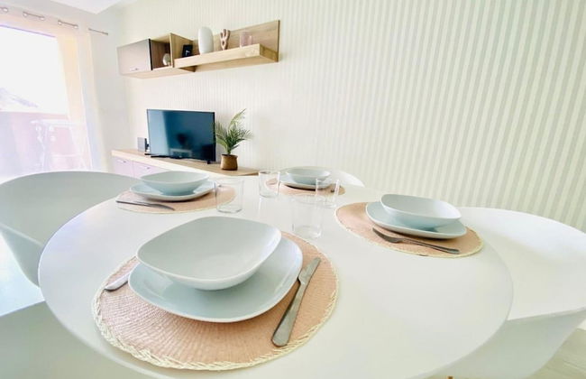 Enjoy Sunsets at Fully Equipped 2BR Oceanside View - Foto 16