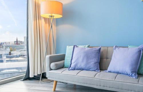 #79 World Famous Rotunda Skyline Views - Near Victoria Square - Sleeps 6 - " Perfect for contractors and Families" - Foto 11