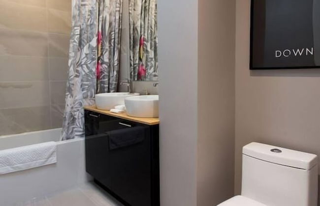 Brand New 3 Bedroom With Rooftop Patio - Foto 59