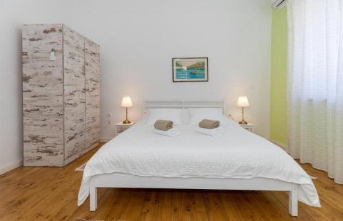 4 Bedroom Beautiful Home In Rogotin - Foto 22