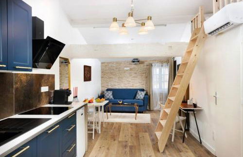 Le Palais d'Aliénor - parking gratuit - Foto 1