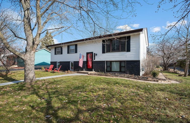 Elm Creek Retreat 4Bd in Maple Grove - Photo 21