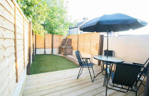 3 bed Modern Home, Vibrant & Stylish, Sleep upto 7 - Foto 31