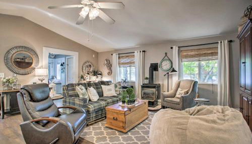 The Lake House in Rathdrum with Beach and Fire Pit - Foto 3