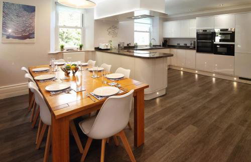 Torbay Rise sea side villa with family facilities - Foto 3