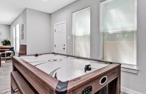 Waxahachie Walkup Backyard Oasis 1 Mi to DWTN Professionally Managed By Stay Albatross - Foto 22