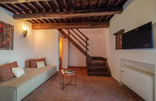 Exclusive House Inside Historic Fortress - Photo 7