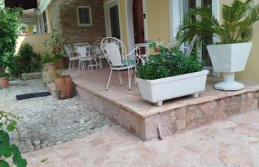 Athina's Mon Repo Apartment - Foto 10