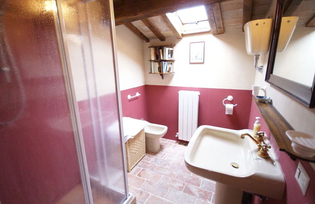 Belvilla by OYO Appartamento del Caminetto - Foto 12