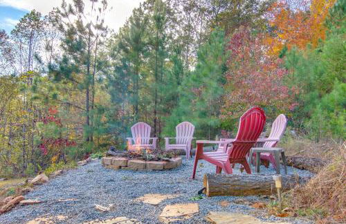 7 Mi to Lake Lure Mill Spring Cabin with Hot Tub - Foto 28