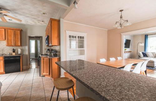 Boston 3BD-Walk to Train station-Beach-Near Airport - Foto 24