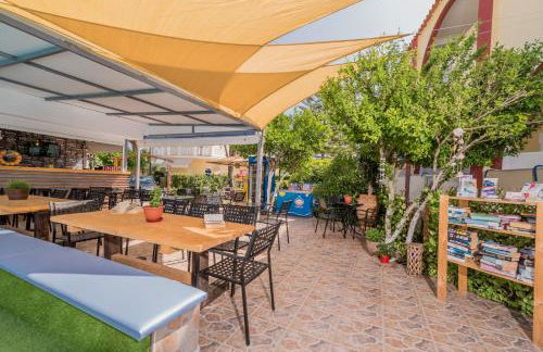 Oscar Villa & Studios - Foto 31