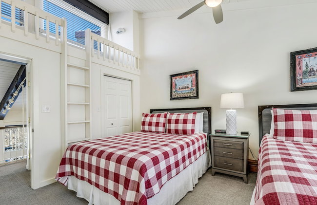 Laurelwood Condominiums 102 - Foto 102