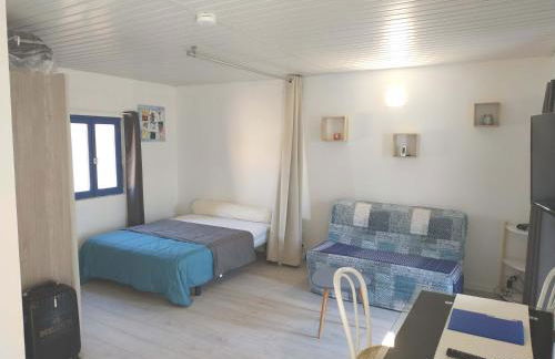 appartement centre ville du Boulou pour 2 adultes-2 enfants- check in 18h 20h check out 11h max juillet-aout 1 semaine minimum - Foto 8