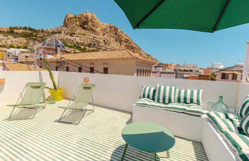 Penthouse with breathtaking views of heart of Alicante - Photo 32