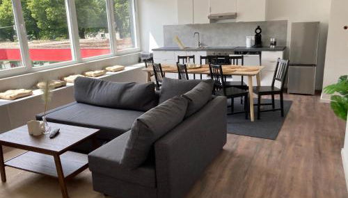 Dohann1 Zentrum, Messehalle, Stationnah & Privatparkplatz - Foto 3, stove