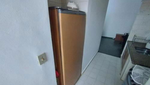 Acomodação Tranquila no Centro - Foto 4