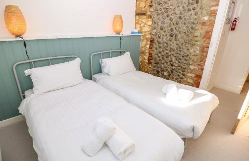 1 Star Cottages - Photo 18