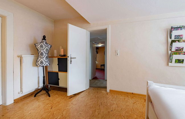 Romantic Holiday Home in Schleiden on the Village Square - Foto 6