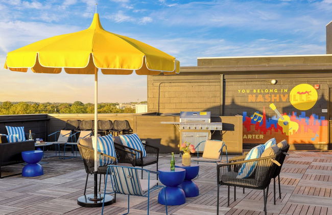 Dual Bachelor Pads w/ Rooftop Lounge & Games Sleeps 26 5 Min to Broadway - Foto 2