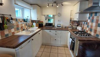 Black Horse Cottage - Photo 3, stove, toaster