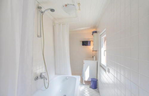 Schwarzwaldhütte am Bach mit Sauna - Foto 2