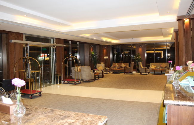 Pestana Hotel & Suites 3 - Photo 2