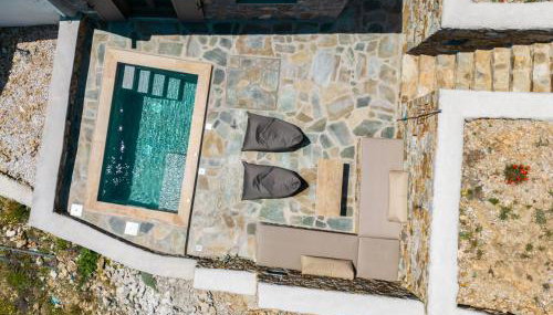 Petrias Pool House - Photo 5