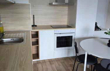 T2 cosy, calme avec balcon, parking et Netflix - Foto 7