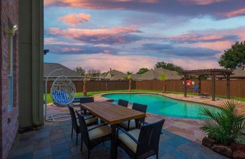 Amazing Modern Spacious Home with Pool - Foto 36