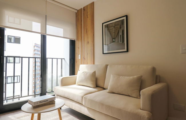 w Exceptional 2BR w Balcony in Barranco - Photo 3