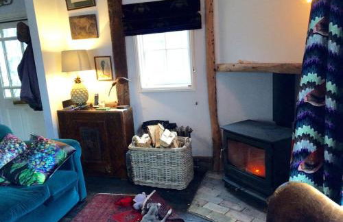 Charming Tudor riverside house - Foto 11