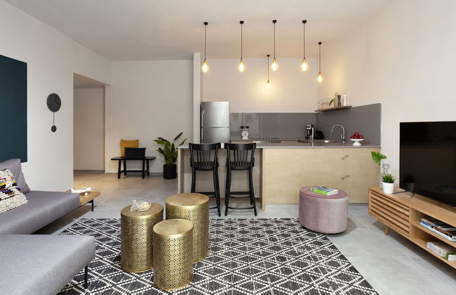 Mr. Katinsky - By TLV2GO - Foto 25