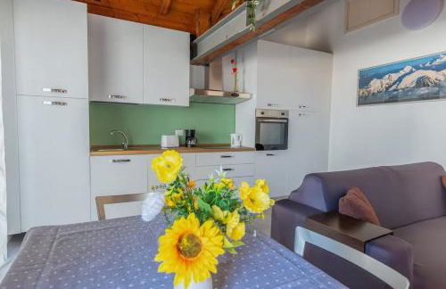 Homey Grandeur - Spacious Stay with Terrace & Wi-Fi - Foto 22